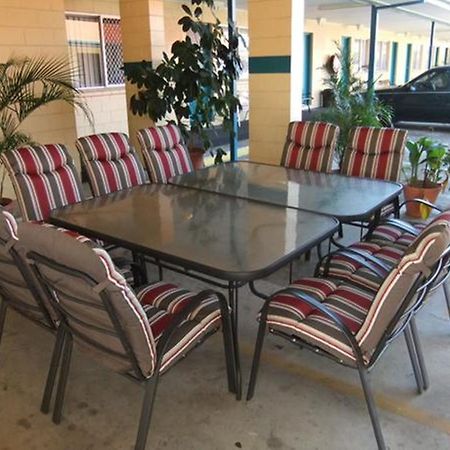 Cedar Lodge Motel Townsville Extérieur photo